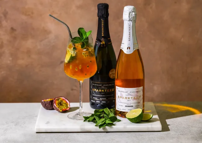 9 kokteilių receptai su putojančia arbata