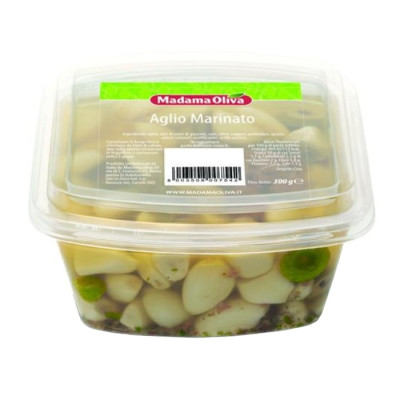 Marinuoti česnakai aliejuje