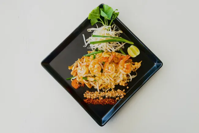 Tailandietiškas PAD THAI su krevetėmis