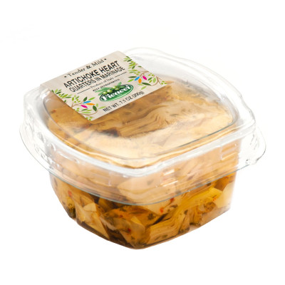 Artišokų šerdžių ketvirčiai marinate