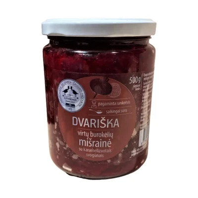 Virtų burokėlių mišrainė su karamelizuotais svogūnais