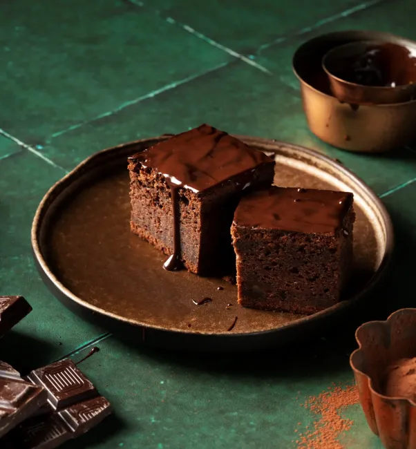 Šokoladiniai pyragaičiai su Sriracha padažu