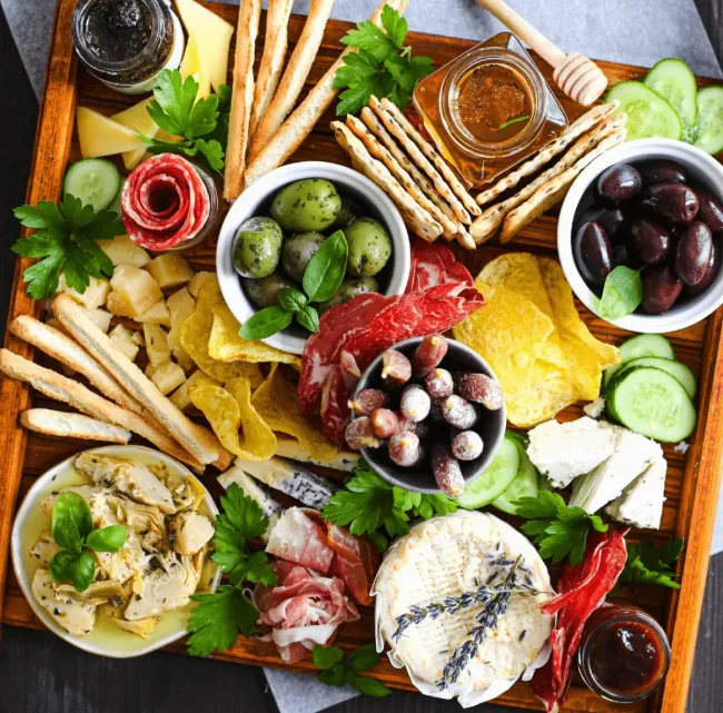 Gurmaniškas užkandžių asorti