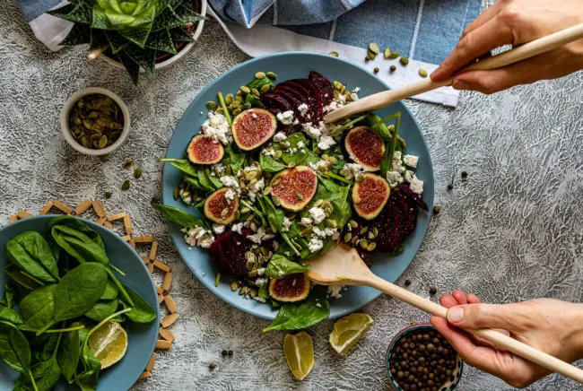 Burokėlių ir figų salotos