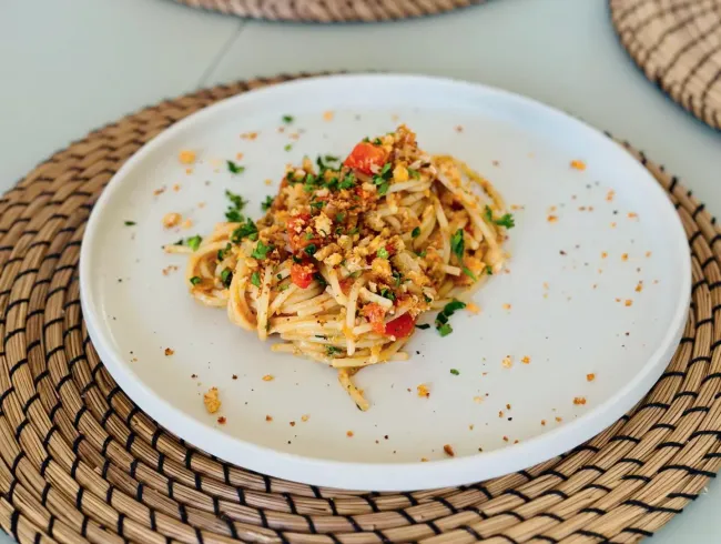 Spaghetti makaronai su sardinėmis pagal Faustą Mariją Leščiauskaitę
